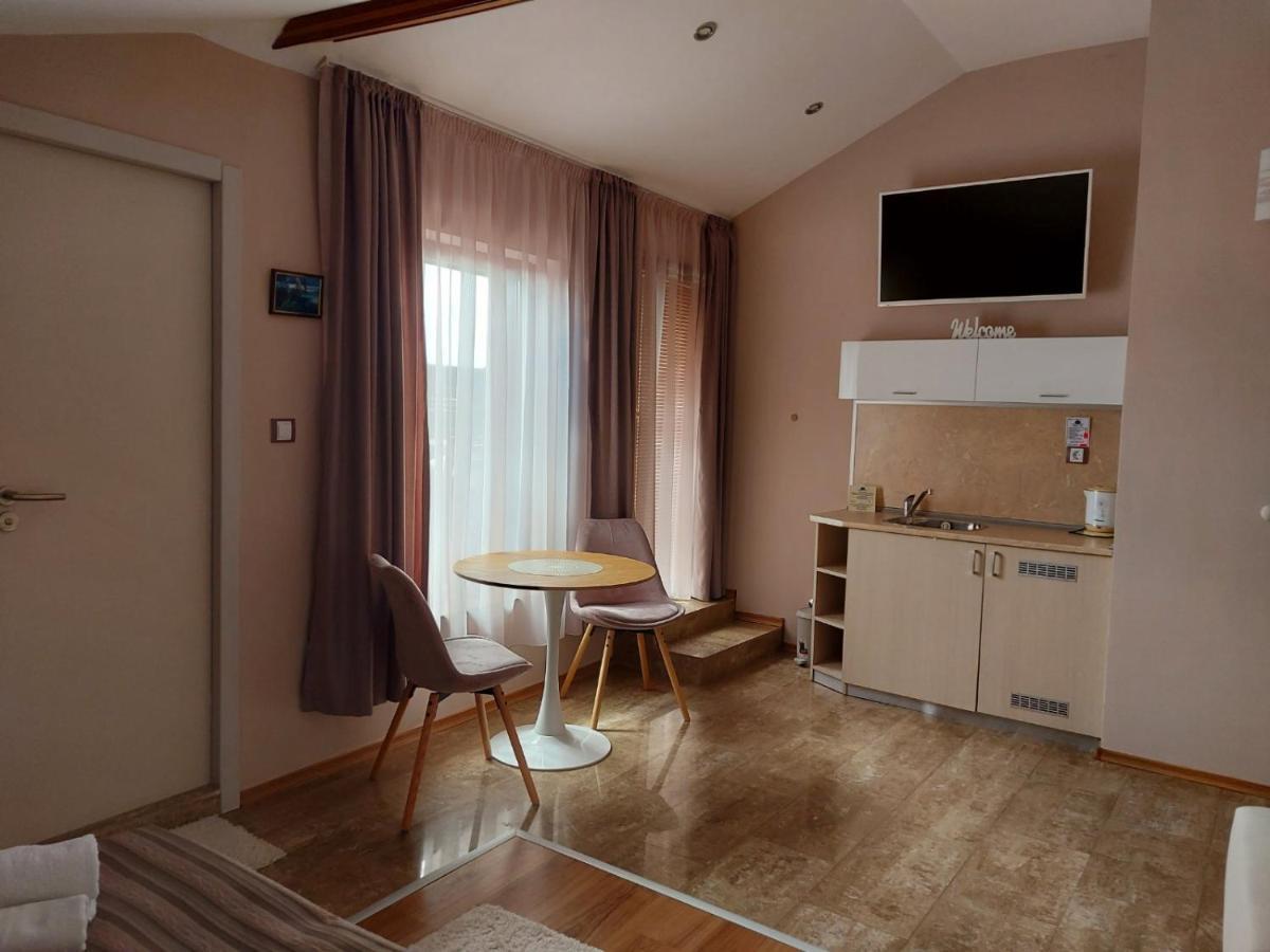 Family Hotel Saint Nikola Nesebar Exterior foto